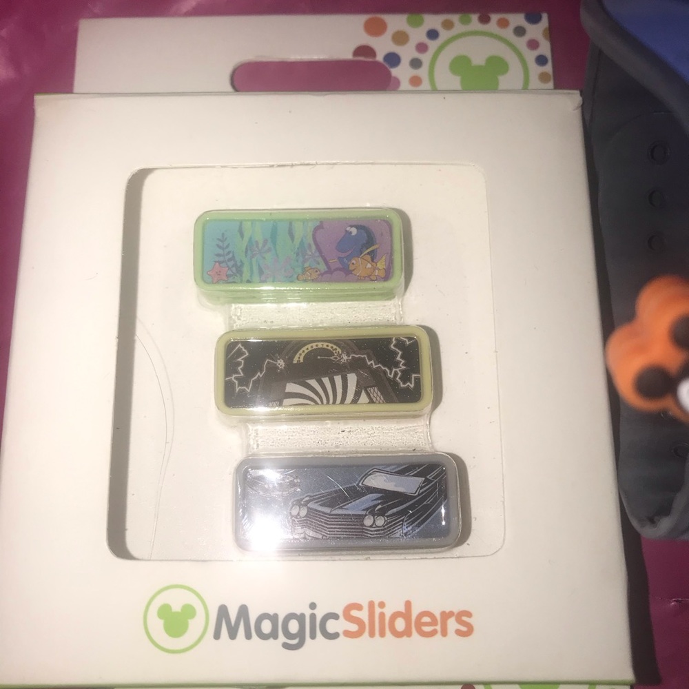 LAST one magic band Nemo DISNEY Hollywood Studios bundle Make Offer